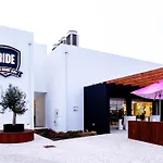 Ride Surf & Peniche 4* فيريل