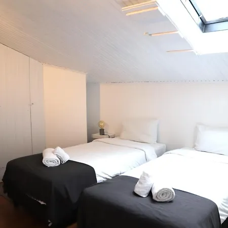 Pensión Ride Surf & Peniche Ferrel (Leiria)