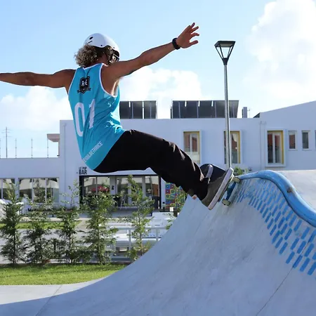 Ride Surf & Peniche Pensión 4*