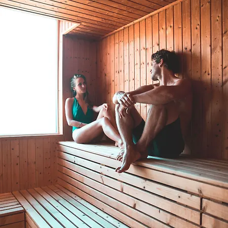 Ride Surf & Peniche Pensión 4*