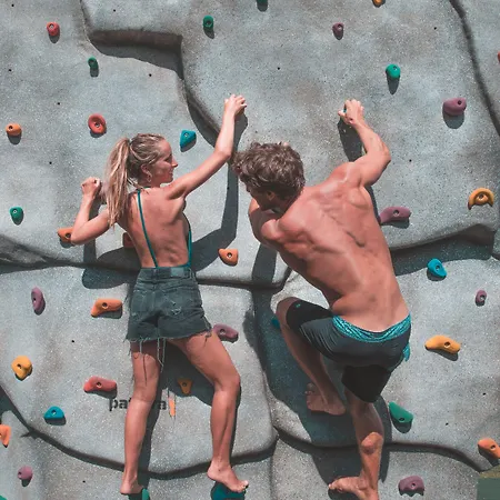 Ride Surf & Peniche Pensión 4*