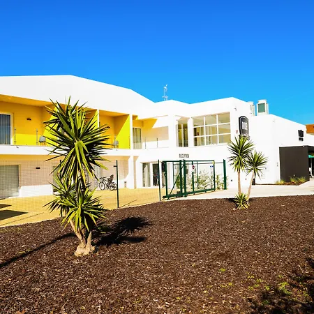 Pensión Ride Surf & Peniche Ferrel (Leiria)