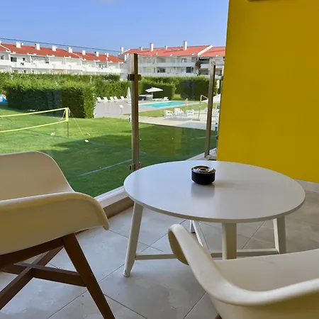 Ride Surf & Peniche بيت ضيافة