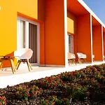 Guest house Ride Surf & Peniche 4*