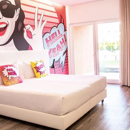 Ride Surf & Peniche Gæstehus 4*