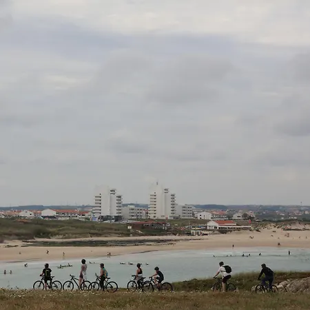 Ride Surf & Peniche بيت ضيافة