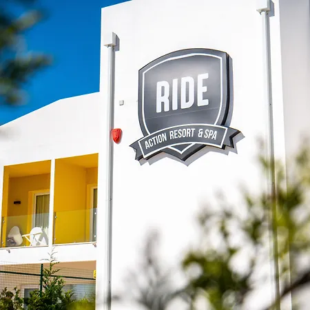 Ride Surf & Peniche بيت ضيافة فيريل