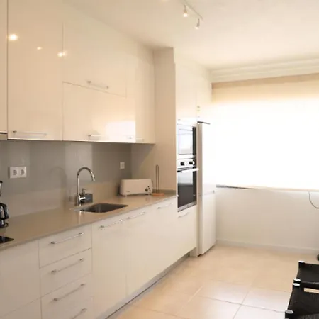 بيت ضيافة Ride Surf & Peniche 4*
