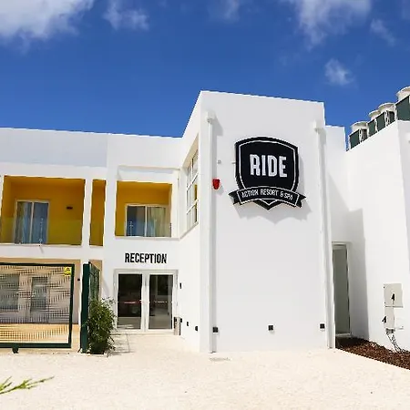 Ride Surf & Peniche بيت ضيافة