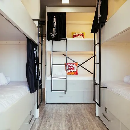 Guest house Ride Surf & 4*