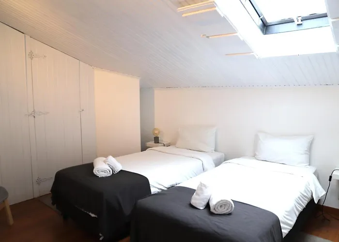 Guest house Ride Surf & Peniche Ferrel (Leiria)