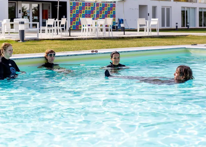 Ride Surf & Peniche Guest house Ferrel (Leiria)