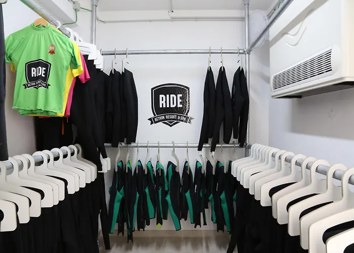 Ride Surf & Peniche Konukevi 4*