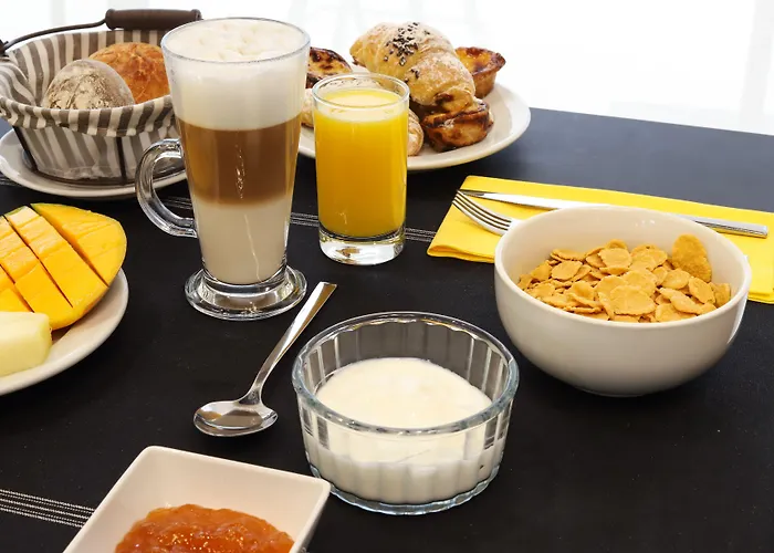 Guest house Ride Surf & Peniche Ferrel (Leiria)