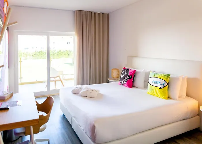 게스트하우스 Ride Surf & Peniche 4*