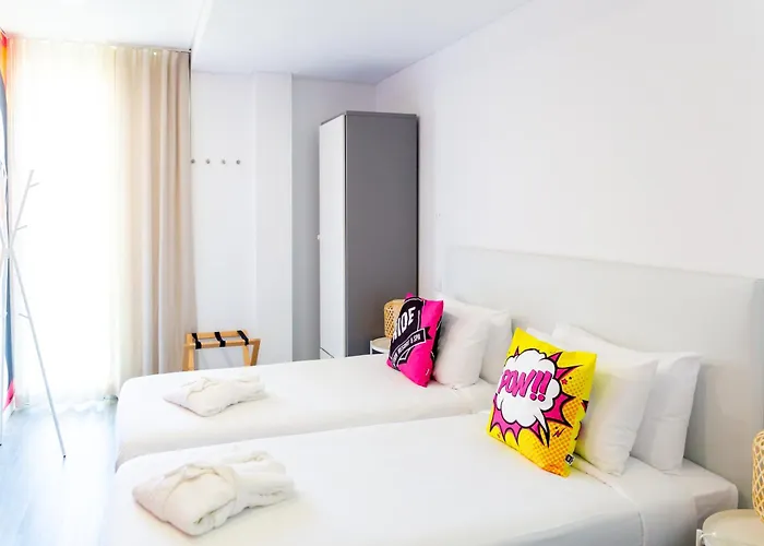 Guest house Ride Surf & Peniche Ferrel (Leiria)